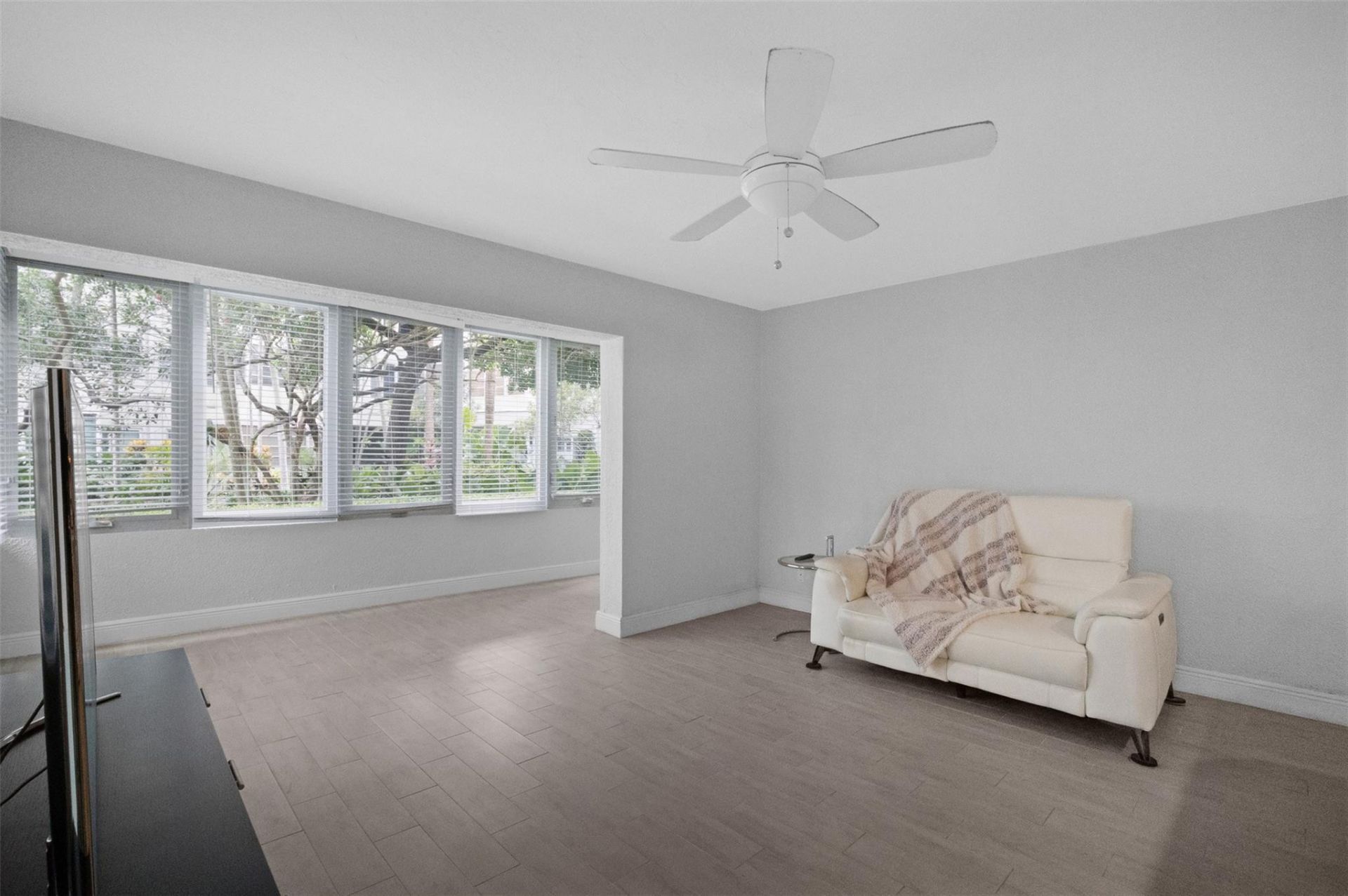 1000 SE 4th Street, Unit 127, Fort Lauderdale, FL 33301 Photo