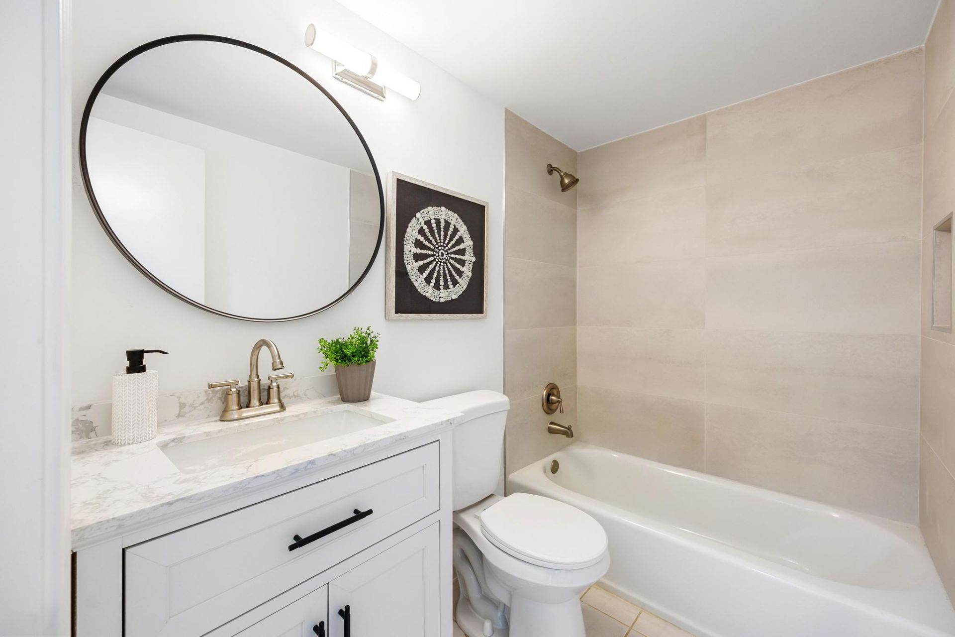 480 Horizons W, Unit 207, Boynton Beach, FL 33435 Photo