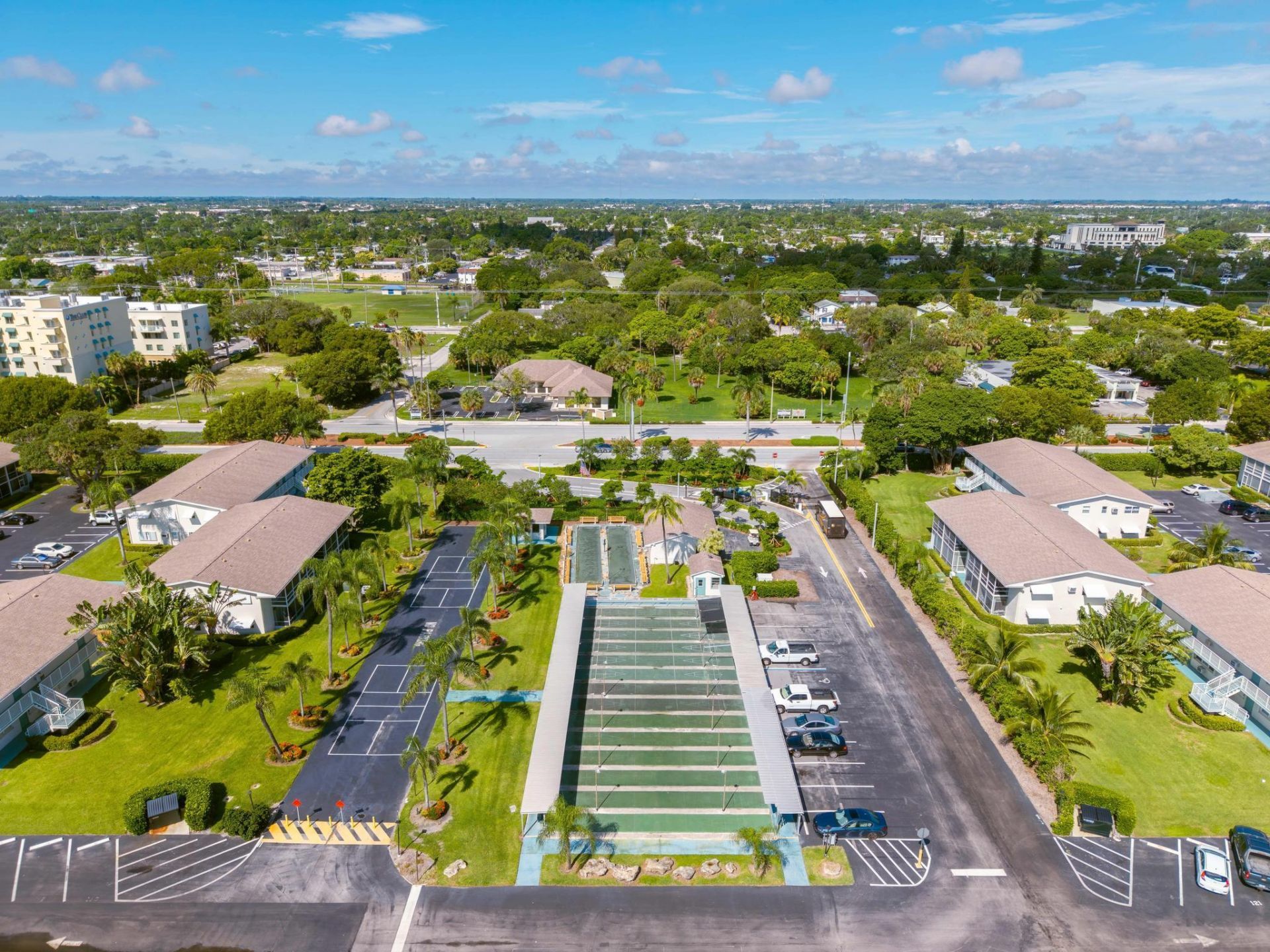 480 Horizons W, Unit 207, Boynton Beach, FL 33435 Photo