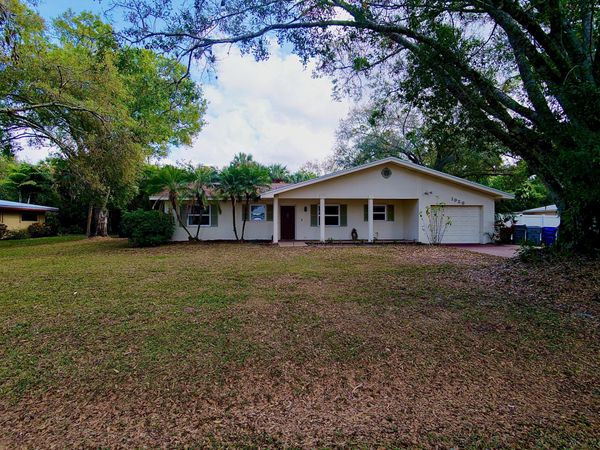 1926 71st Avenue, Vero Beach, FL 32966