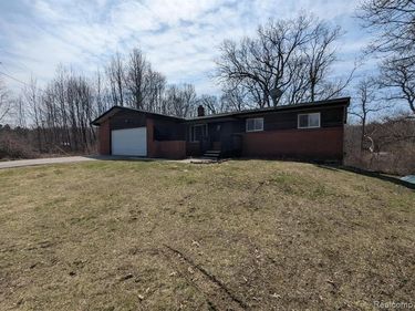 13415 NEAL Road, Springfield Twp, MI 48350