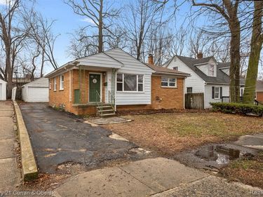 304 Draper Avenue, Pontiac, MI 48341