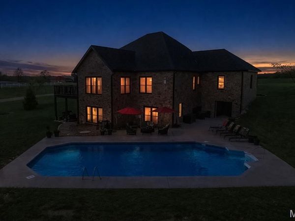 145 Saddlebrooke Ridge, Jackson, MO 63755