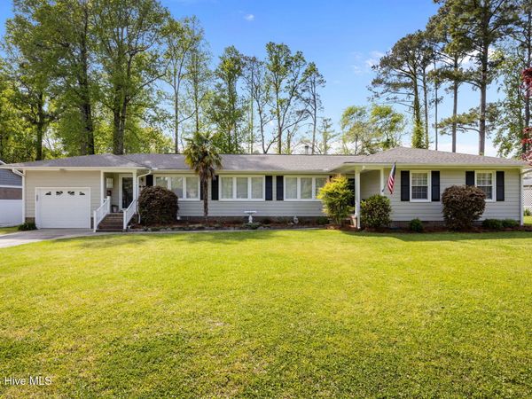 3020 Red Fox Road, Trent Woods, NC 28562