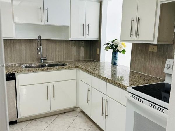 1301 NE Miami Gardens Dr, Unit 724W, Miami, FL 33179