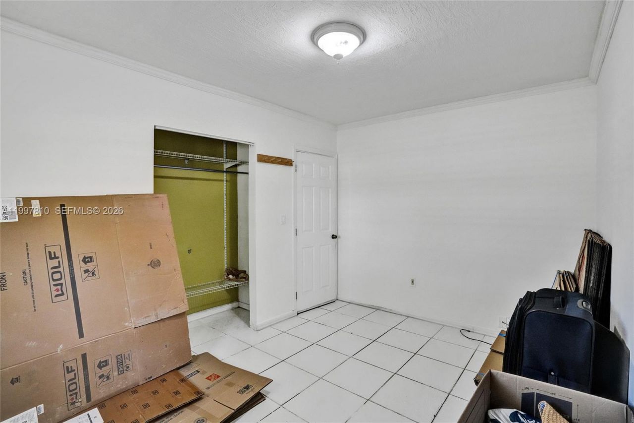 2158 NW 100th St, Miami, FL 33147 Photo