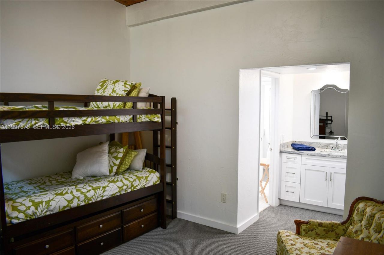 19420 NE 26th Ave, Unit 123D, Miami, FL 33180 Photo