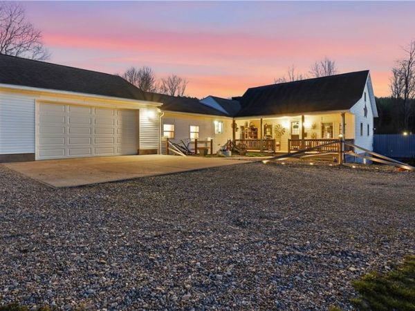 65892 Endley Road , Cambridge, OH 43725