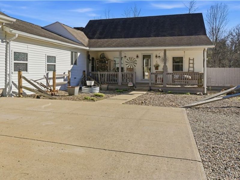 65892 Endley Road, Cambridge, OH 43725 Photo 9