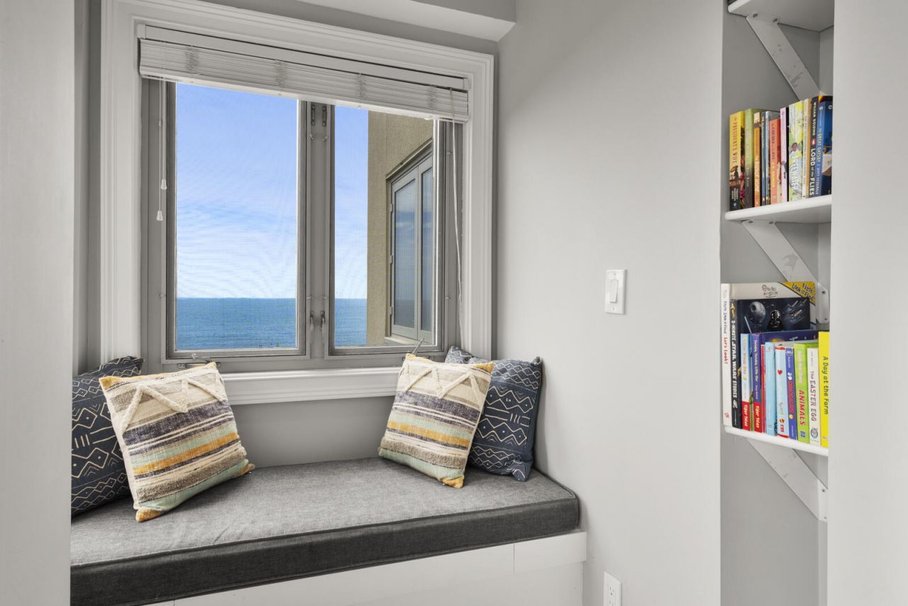 5131 Sea Forest Drive Photo 15