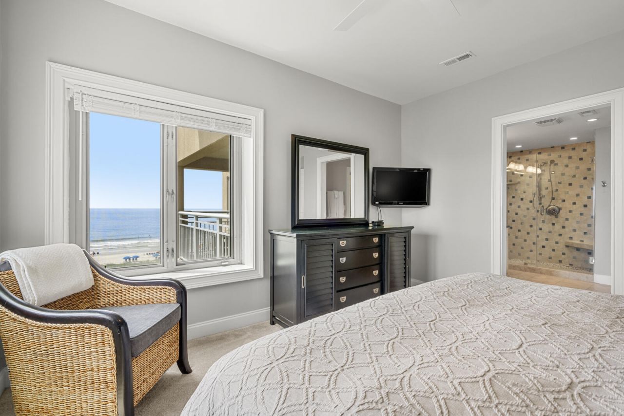 5131 Sea Forest Drive Photo 21