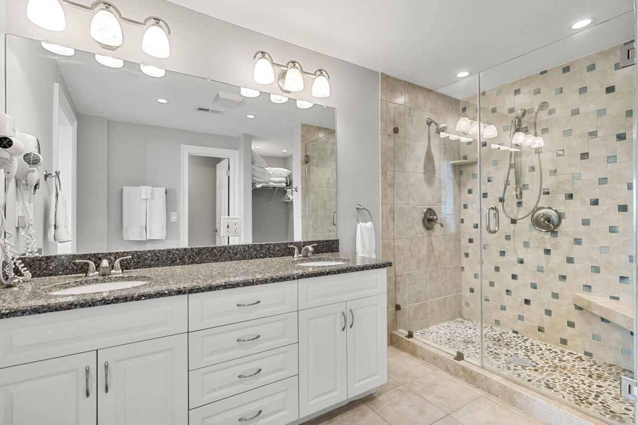 5131 Sea Forest Drive Photo 24