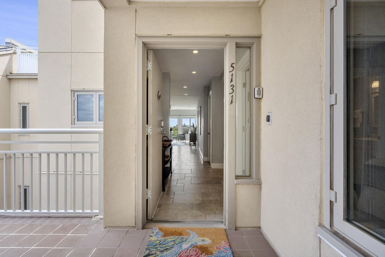 5131 Sea Forest Drive Photo 4