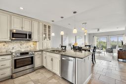 5131 Sea Forest Drive photo 4