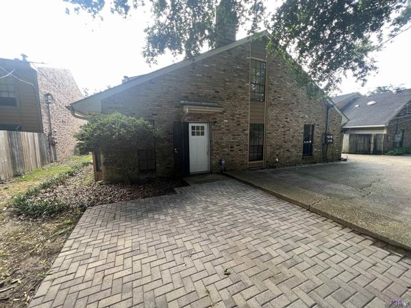 406 Longwood Ct, Baton Rouge, LA 70806