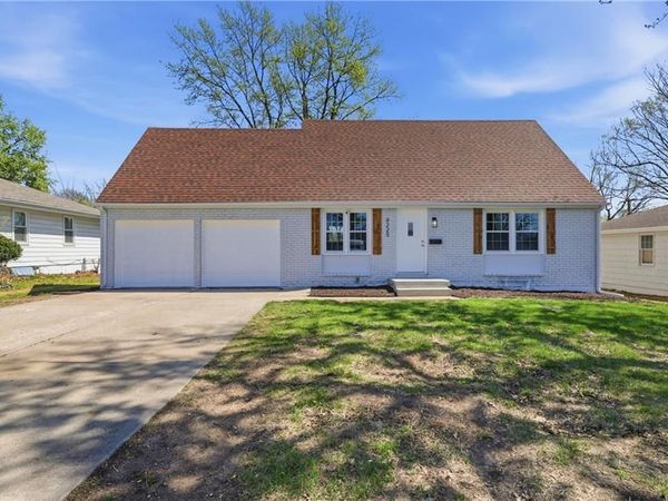 9225 Eastern Avenue, Kansas City, MO 64138