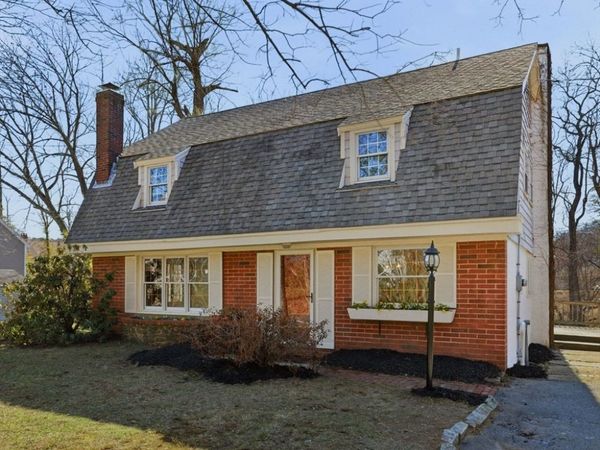 2 North Street, Merrimac, MA 01860