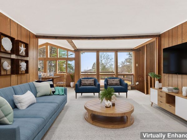 20 Holbrook Street, Harpswell, ME 04079