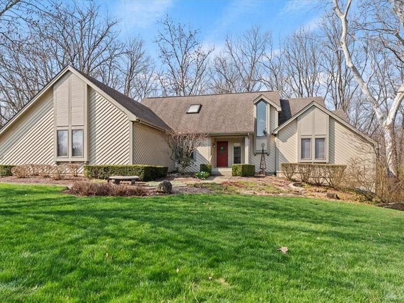 8289 Rhine Way, Centerville, OH 45458 Photo 1