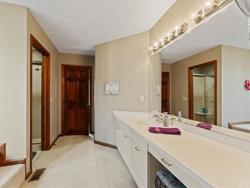 8289 Rhine Way, Centerville, OH 45458 Photo 27