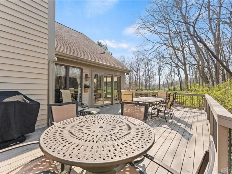 8289 Rhine Way, Centerville, OH 45458 Photo 7