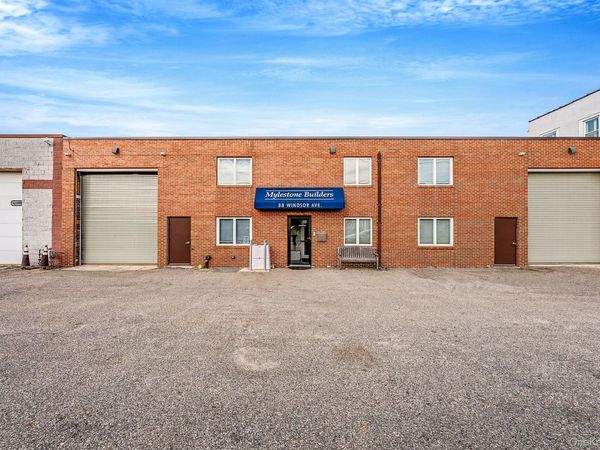 88 Windsor Avenue , Mineola, NY 11501