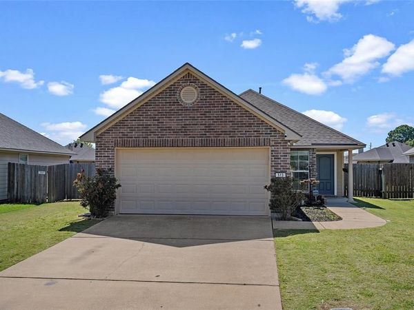 513 Linnhurst Drive, Bossier City, LA 71112
