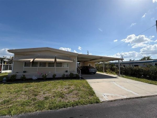 3104 Indian Village LN , NORTH FORT MYERS, FL 33917