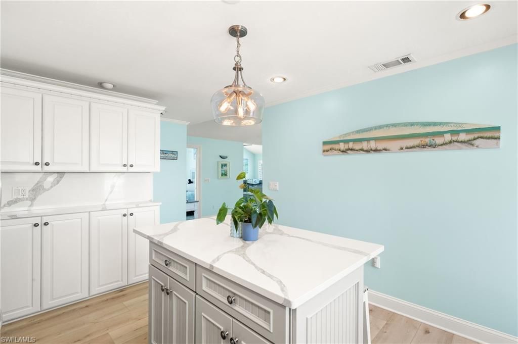 970 Sand Castle Rd , Sanibel, FL 33957 Photo