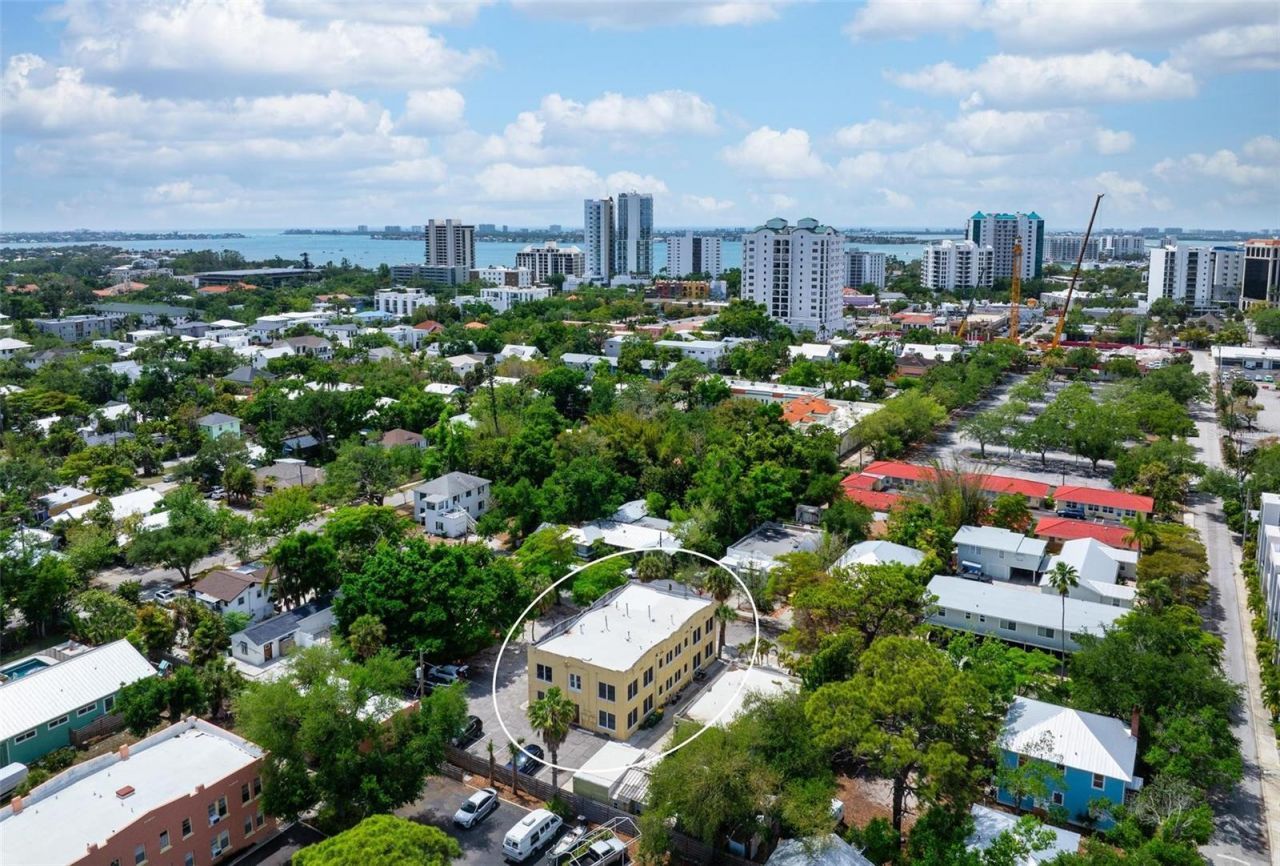 325 Ohio Place, Unit 3, Sarasota, FL 34236 Photo