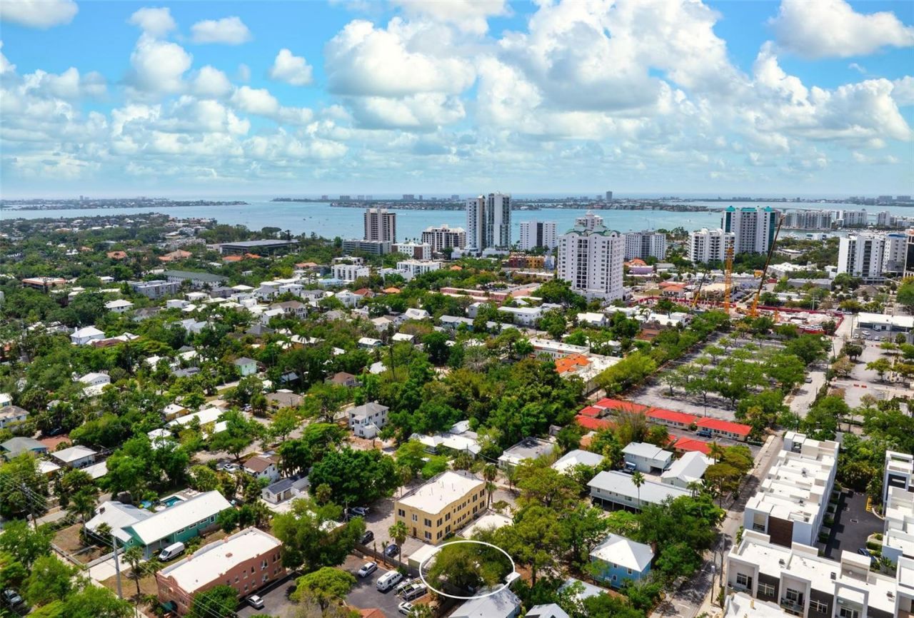 325 Ohio Place, Unit 3, Sarasota, FL 34236 Photo