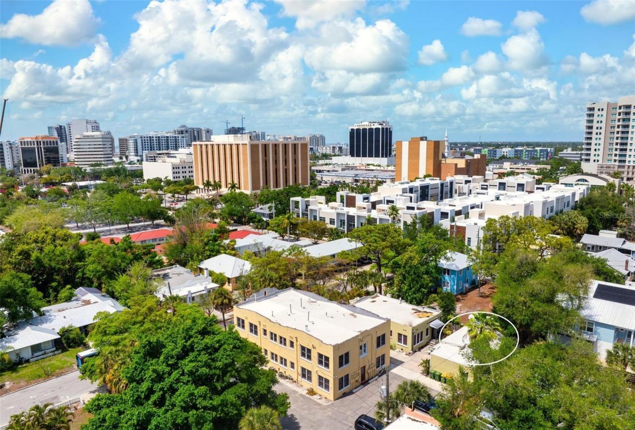 325 Ohio Place, Unit 3, Sarasota, FL 34236 Photo