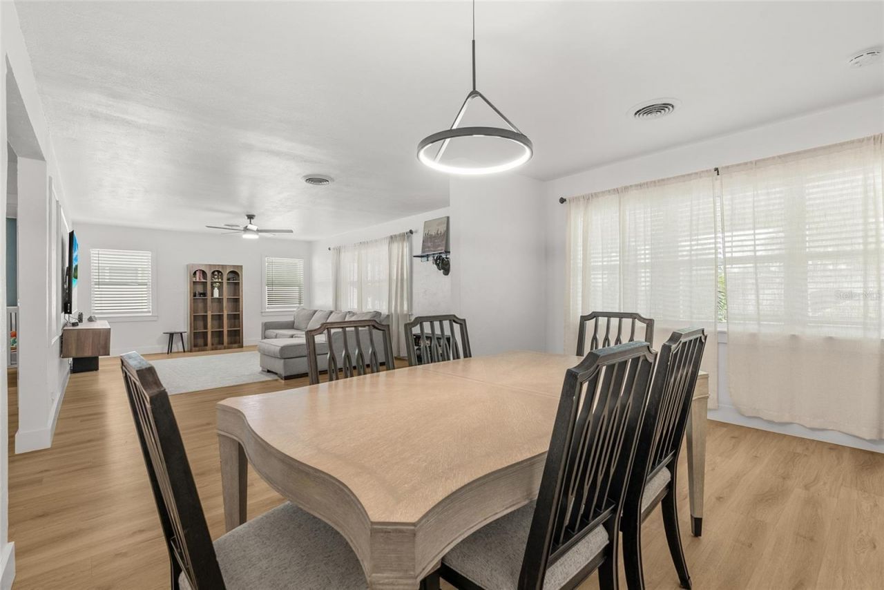 2004 Virginia Drive, Bradenton, FL 34205 Photo