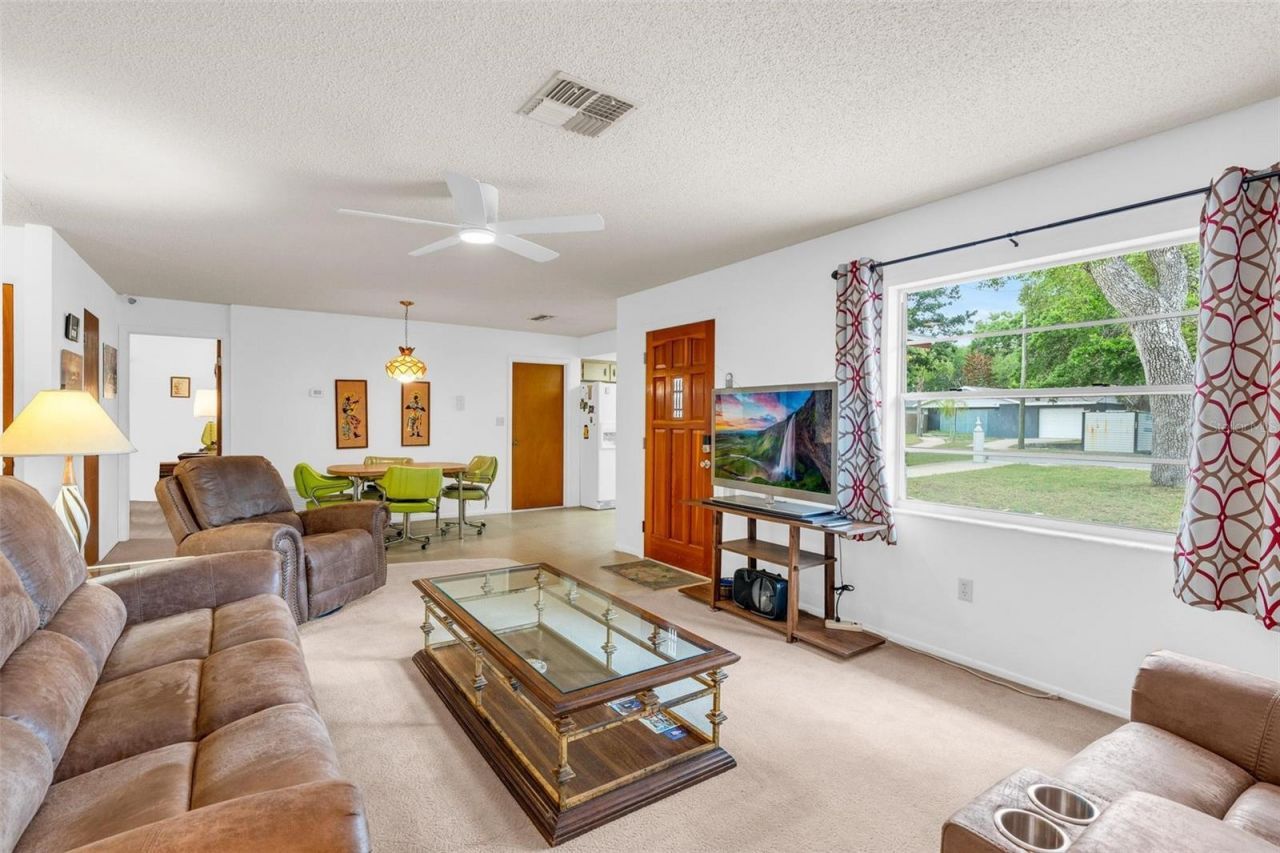 805 E 11th Avenue, New Smyrna Beach, FL 32169 Photo