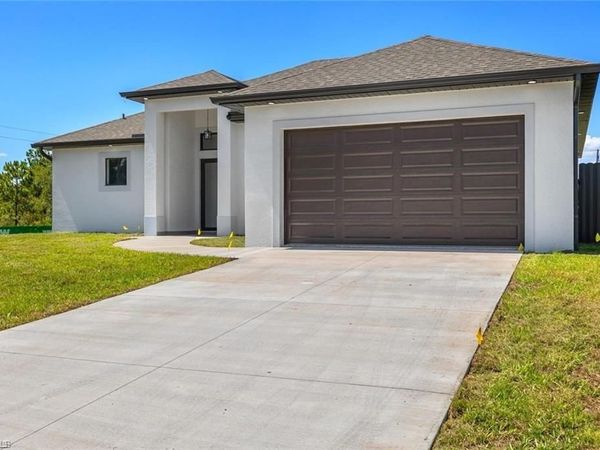 2918 43rd ST W, LEHIGH ACRES, FL 33971