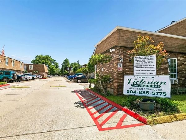 6220 RIVERSIDE Drive, Unit 576, Metairie, LA 70003