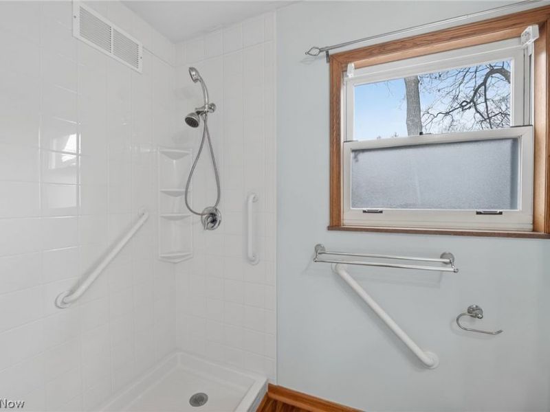 856 E Highland Avenue, Wooster, OH 44691 Photo 18