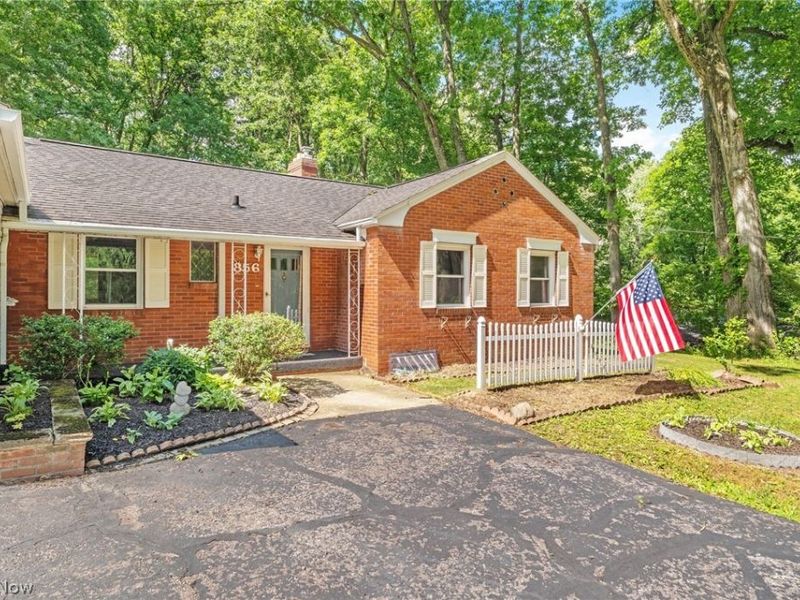 856 E Highland Avenue, Wooster, OH 44691 Photo 2