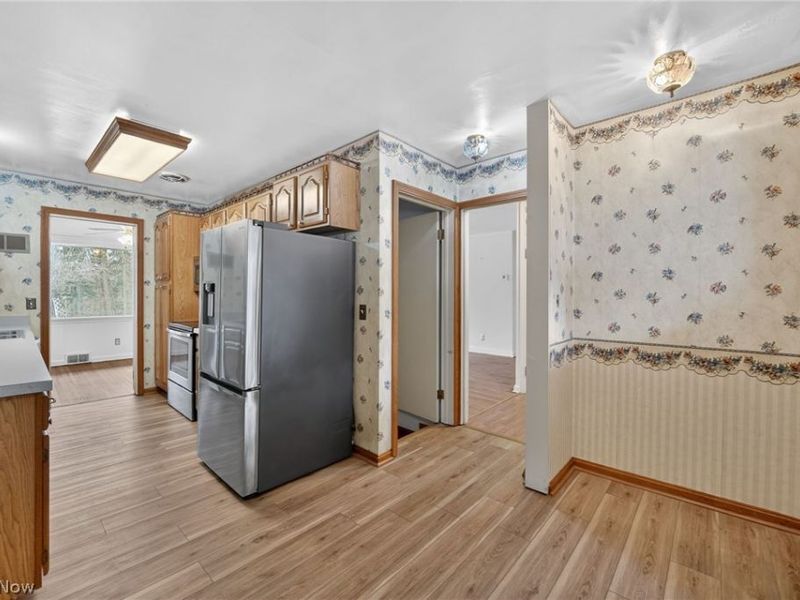 856 E Highland Avenue, Wooster, OH 44691 Photo 9