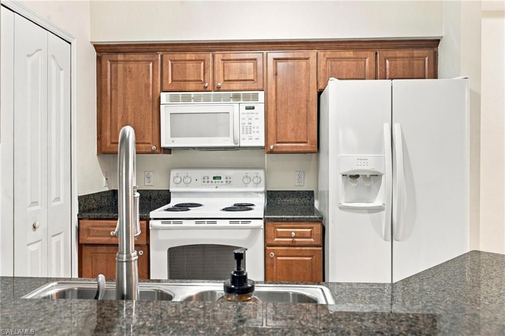 13010 Positano Cir, Unit 108, Naples, FL 34105 Photo