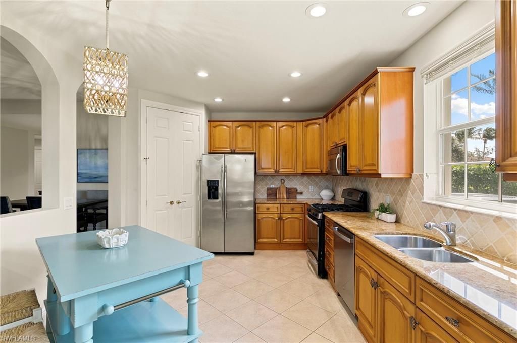 9031 Cherry Oaks Trl, Unit 101, Naples, FL 34114 Photo