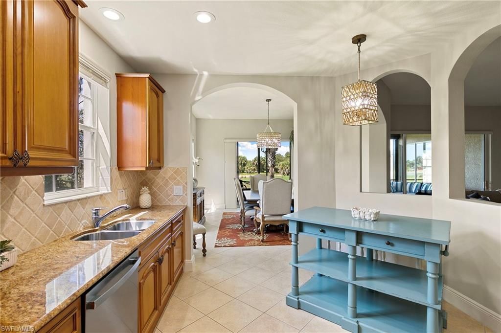 9031 Cherry Oaks Trl, Unit 101, Naples, FL 34114 Photo