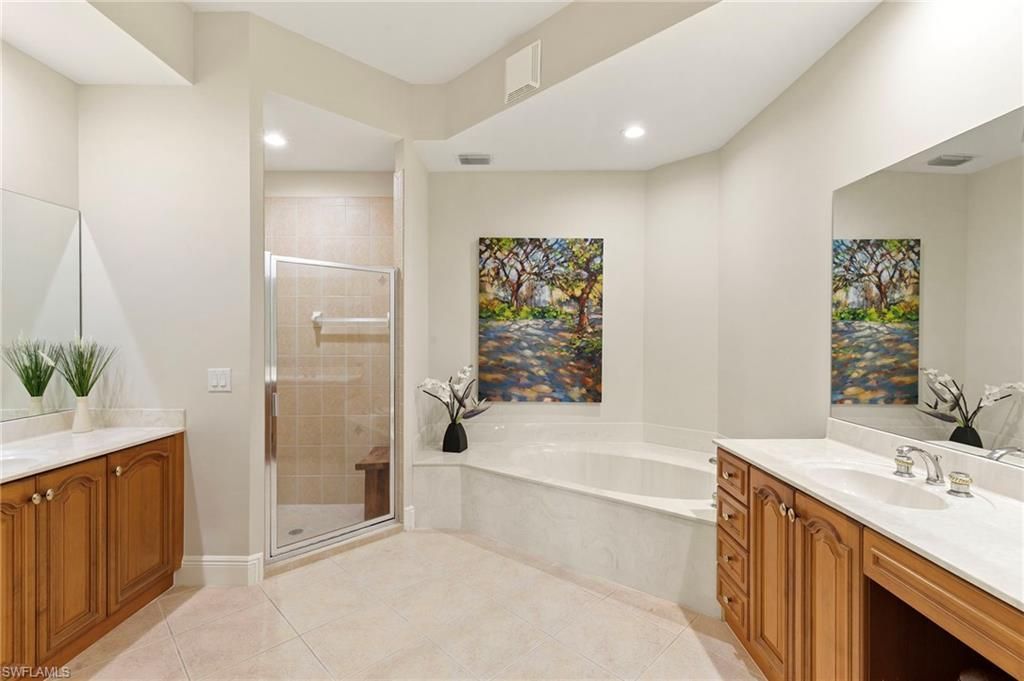9031 Cherry Oaks Trl, Unit 101, Naples, FL 34114 Photo