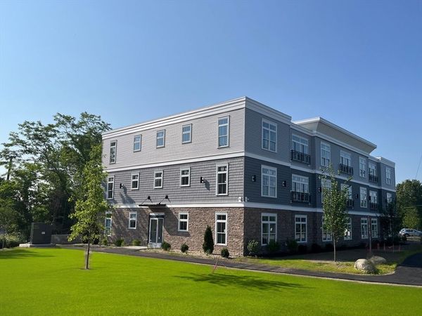 7 Cross St, Unit U304, Wilmington, MA 01887