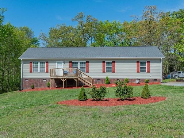 396 Regina Drive, Thomasville, NC 27360