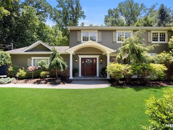 565 Dorchester Drive, RIVER VALE, NJ 07675