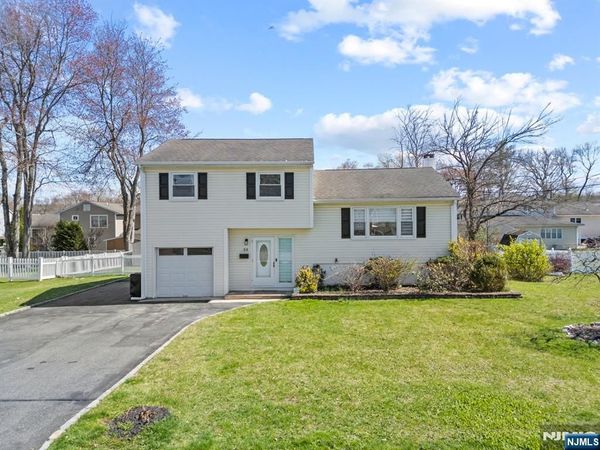 44 Francine Avenue, WEST CALDWELL, NJ 07006