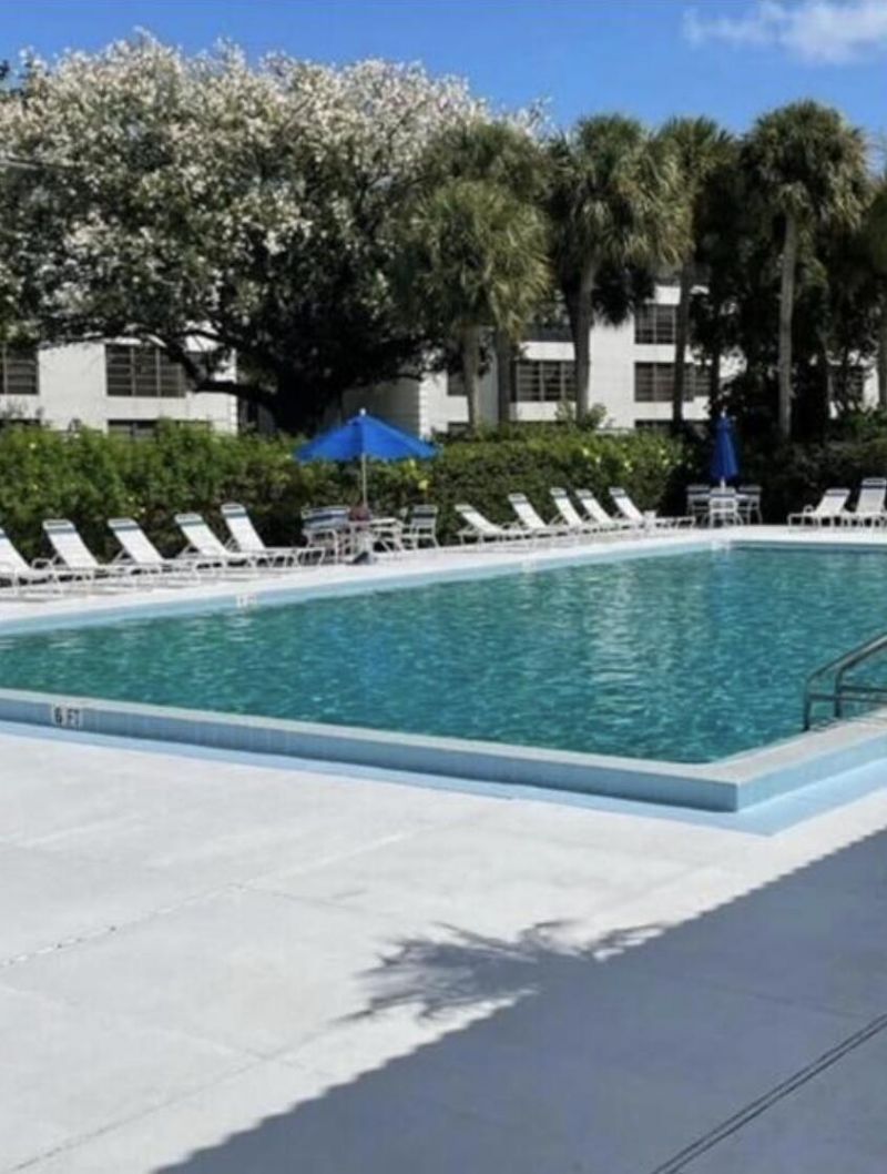 3526 Whitehall Drive, Unit 404, West Palm Beach, FL 33401 Photo