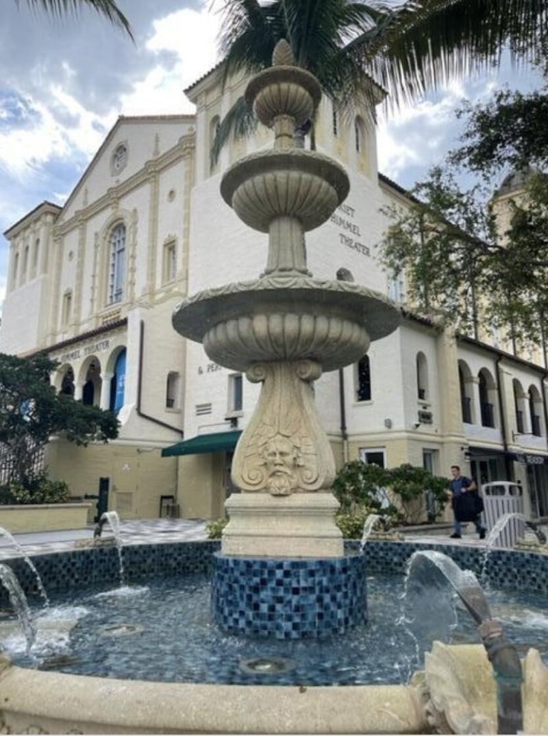 3526 Whitehall Drive, Unit 404, West Palm Beach, FL 33401 Photo