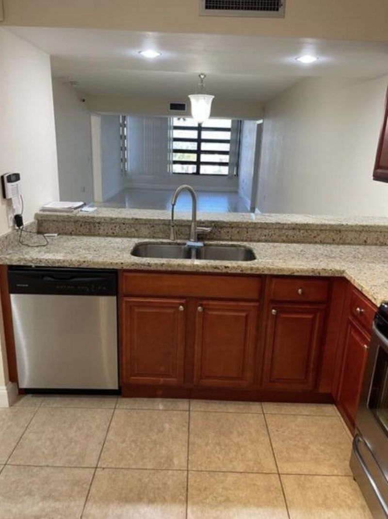 3526 Whitehall Drive, Unit 404, West Palm Beach, FL 33401 Photo